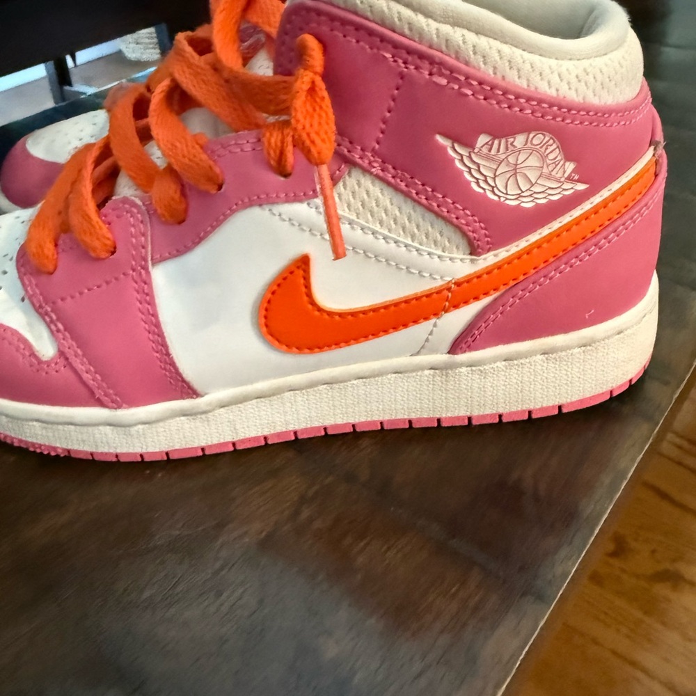 Nike Kids Pink and Orange High-Top Sneakers